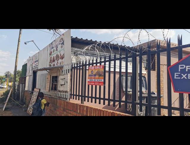 BUSINESS FOR SALE IN BOOYSENS